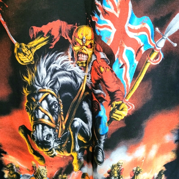 Iron Maiden 2012 tour shirt - Picture 3 of 9